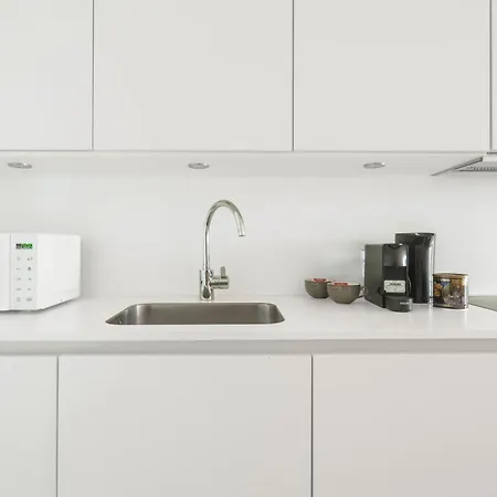 Modern 2-bed In Orestaden *