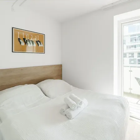 Modern 2-bed In Orestaden * Kopenhag